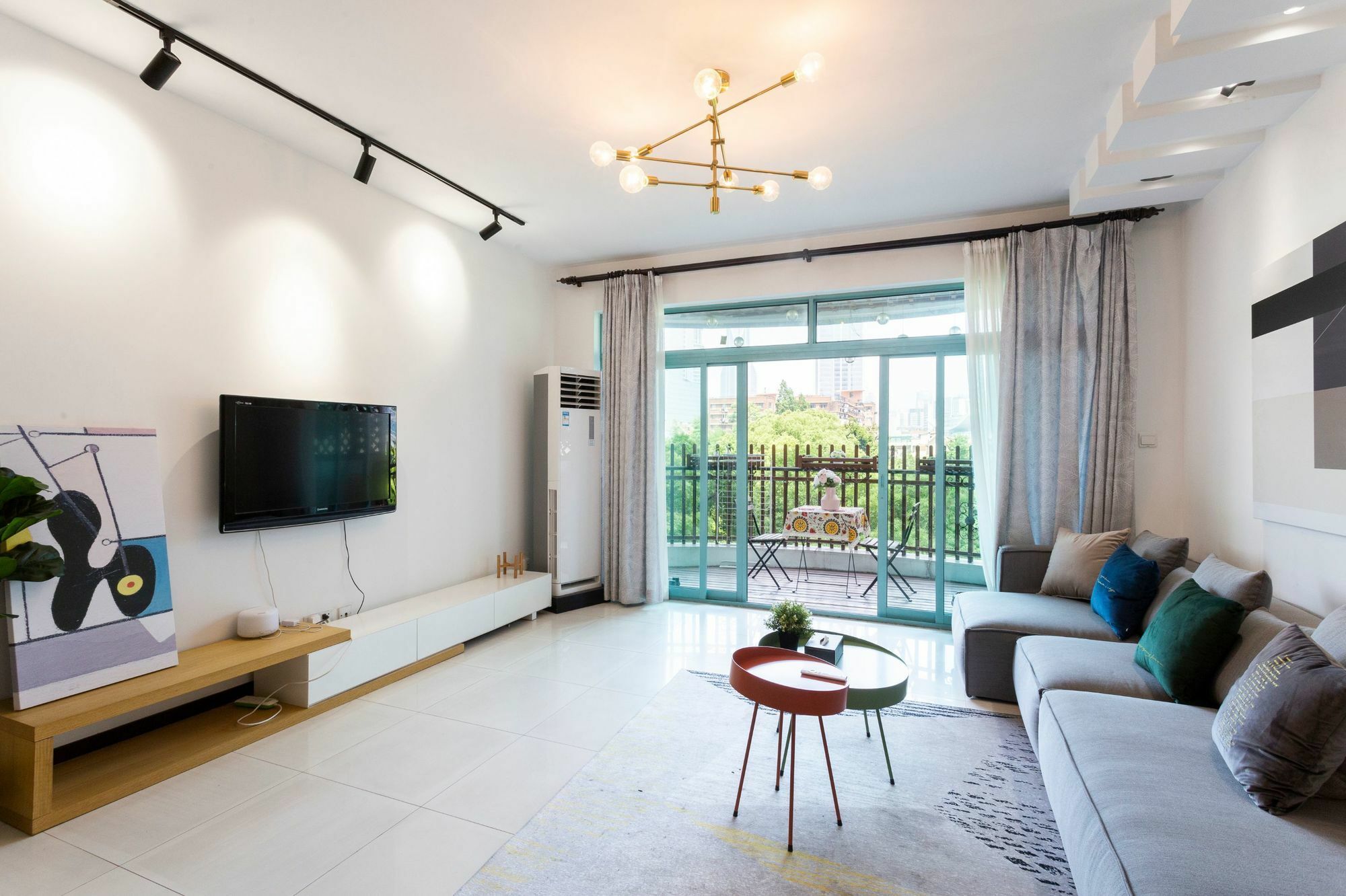 Starhome West Nanjing Road Branch * Xangai