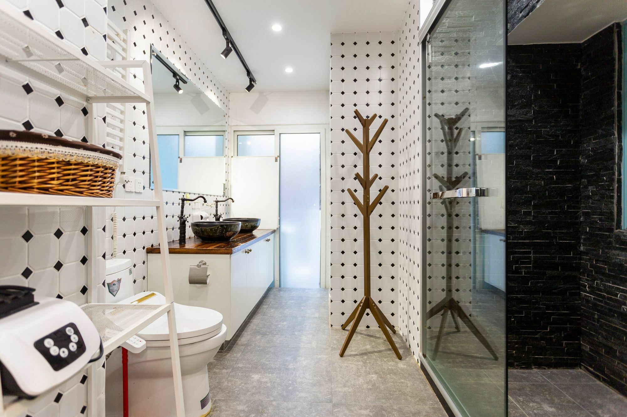 Starhome West Nanjing Road Branch * Xangai