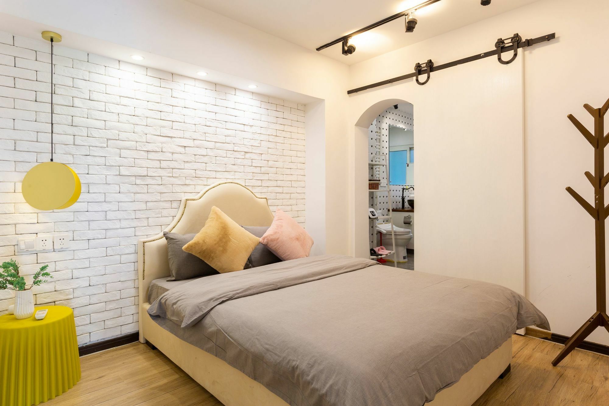 Starhome West Nanjing Road Branch Apartamento Xangai